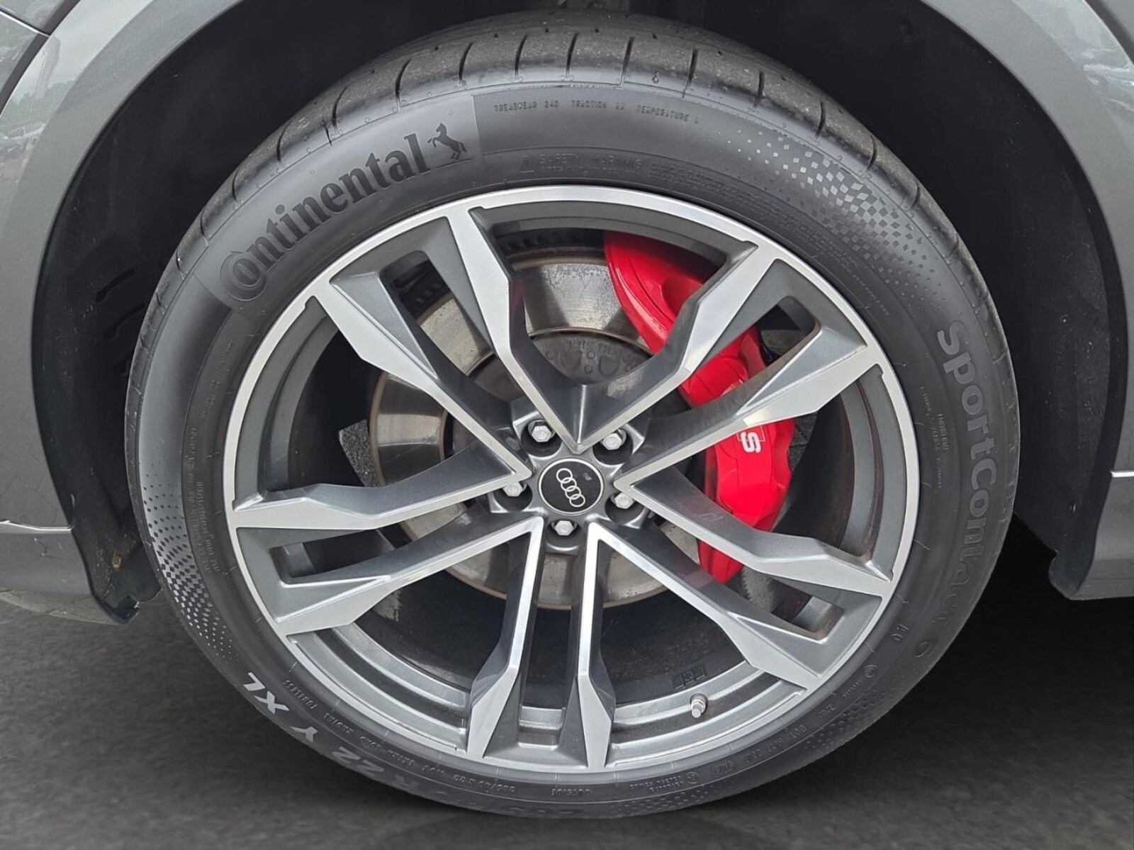 Audi SQ8 – Bild 13