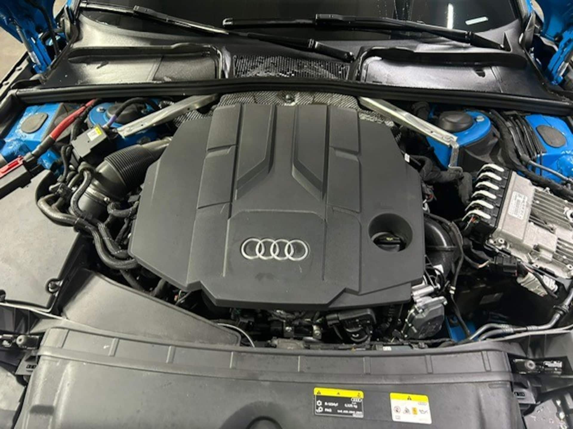 Audi A4 Avant S line