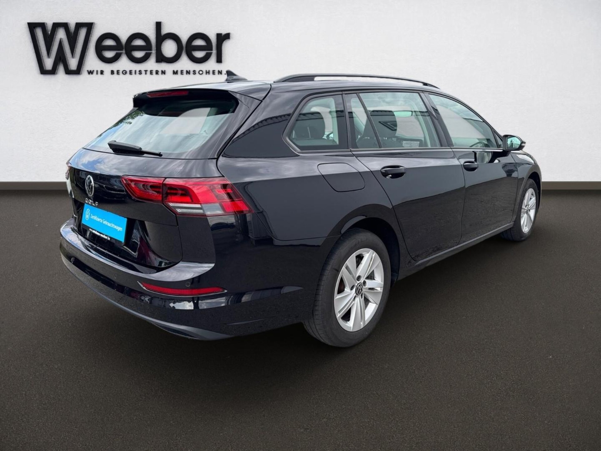 Volkswagen Golf Variant Life