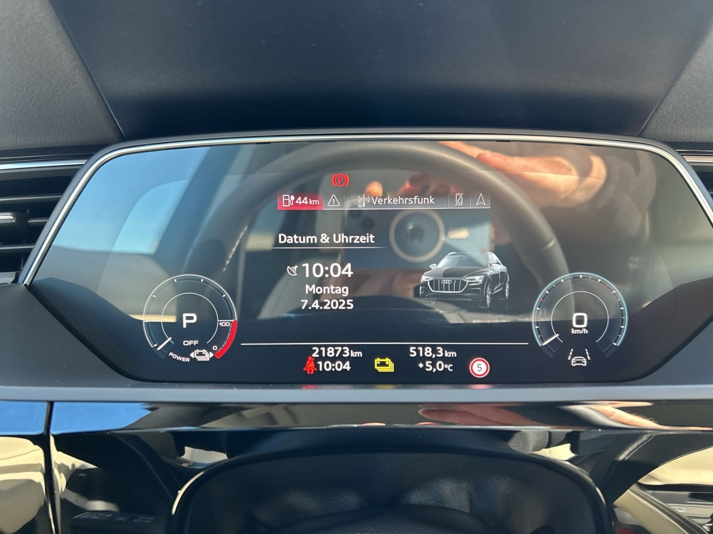 Bild über Audi Q8 Sportback e-tron advanced 55 e-tron quattro - für weitere Informationen kontaktieren Sie den Audi Partner