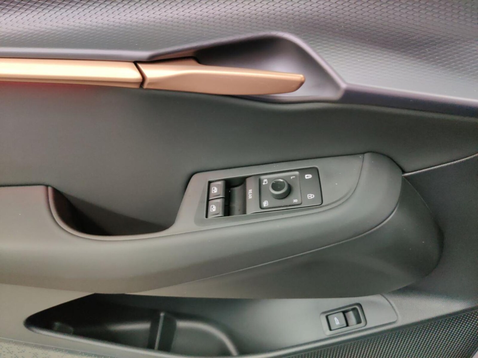 CUPRA Tavascan – Bild 10