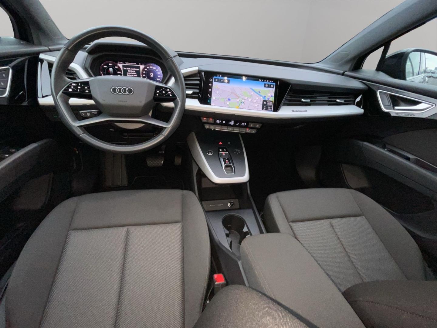 Image about Audi Q4 e-tron 40 e-tron