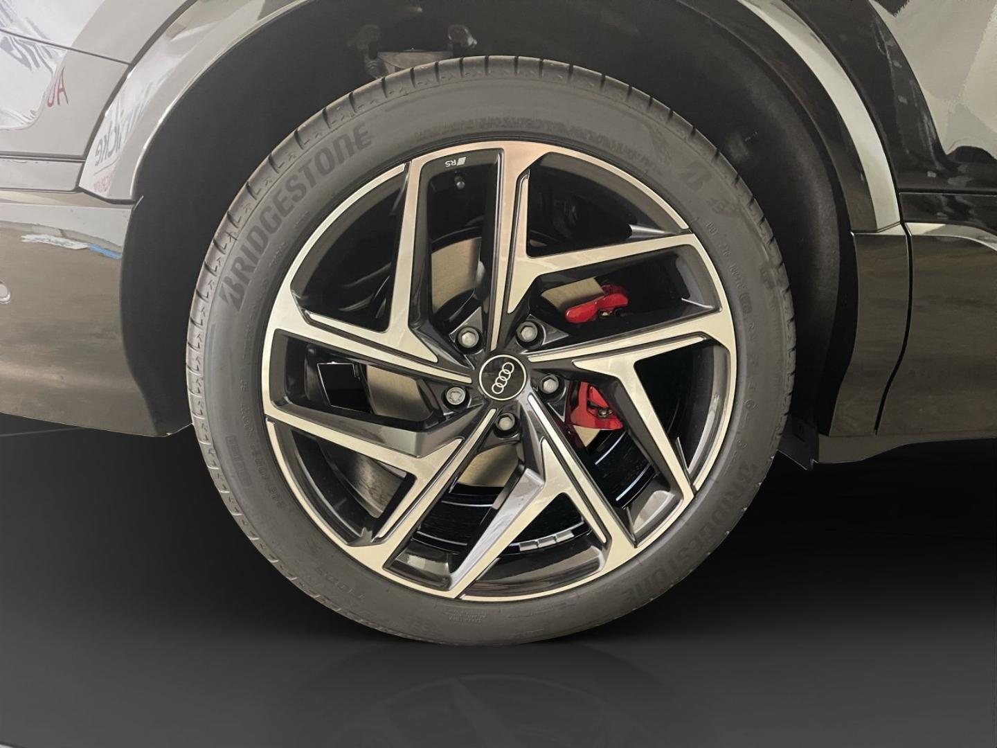 Image about Audi SQ6 Sportback e-tron e-tron