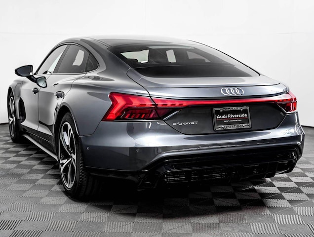 2022 Audi e-tron GT