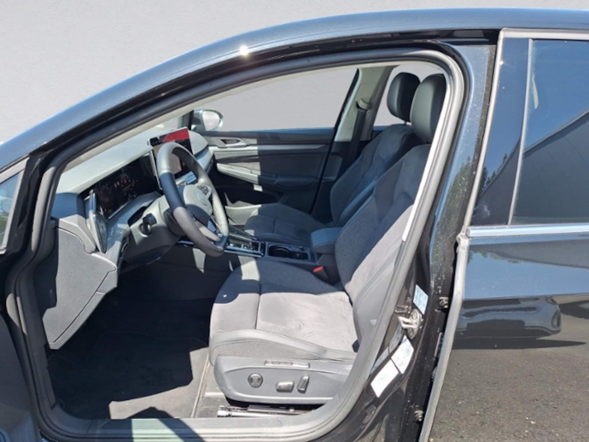 Volkswagen Golf Style