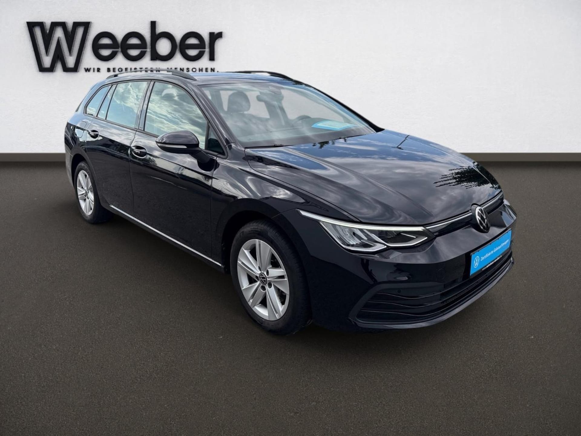 Volkswagen Golf Variant Life