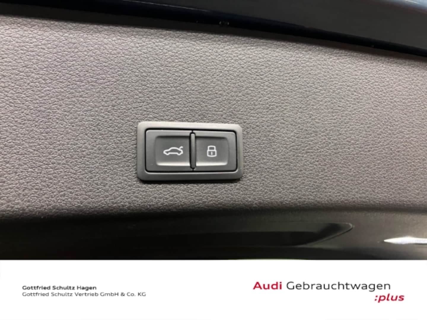Bild über Audi Q8 e-tron S line 50 e-tron quattro - für weitere Informationen kontaktieren Sie den Audi Partner