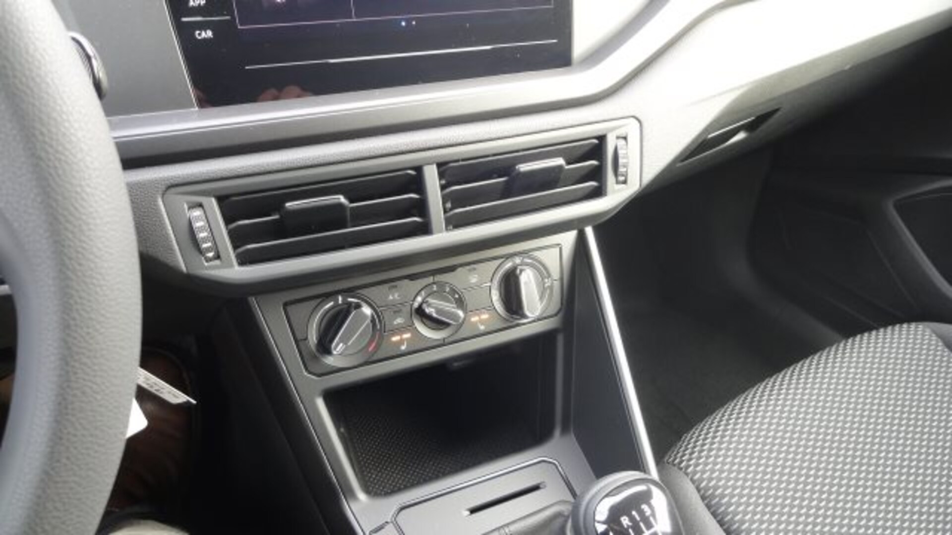 Volkswagen Polo Basis-Modell