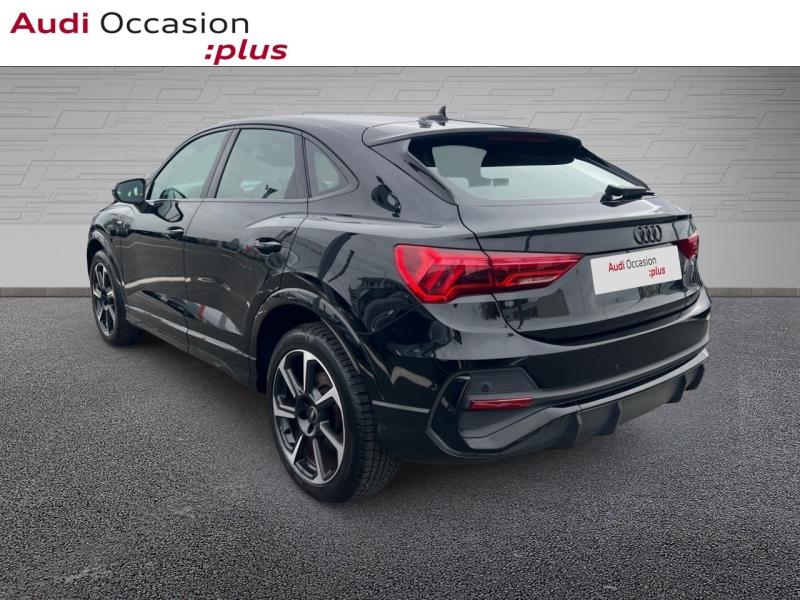 Image about Audi Q3 Sportback TFSI e S line 45 TFSI e 180 kW (245 ch) S tronic