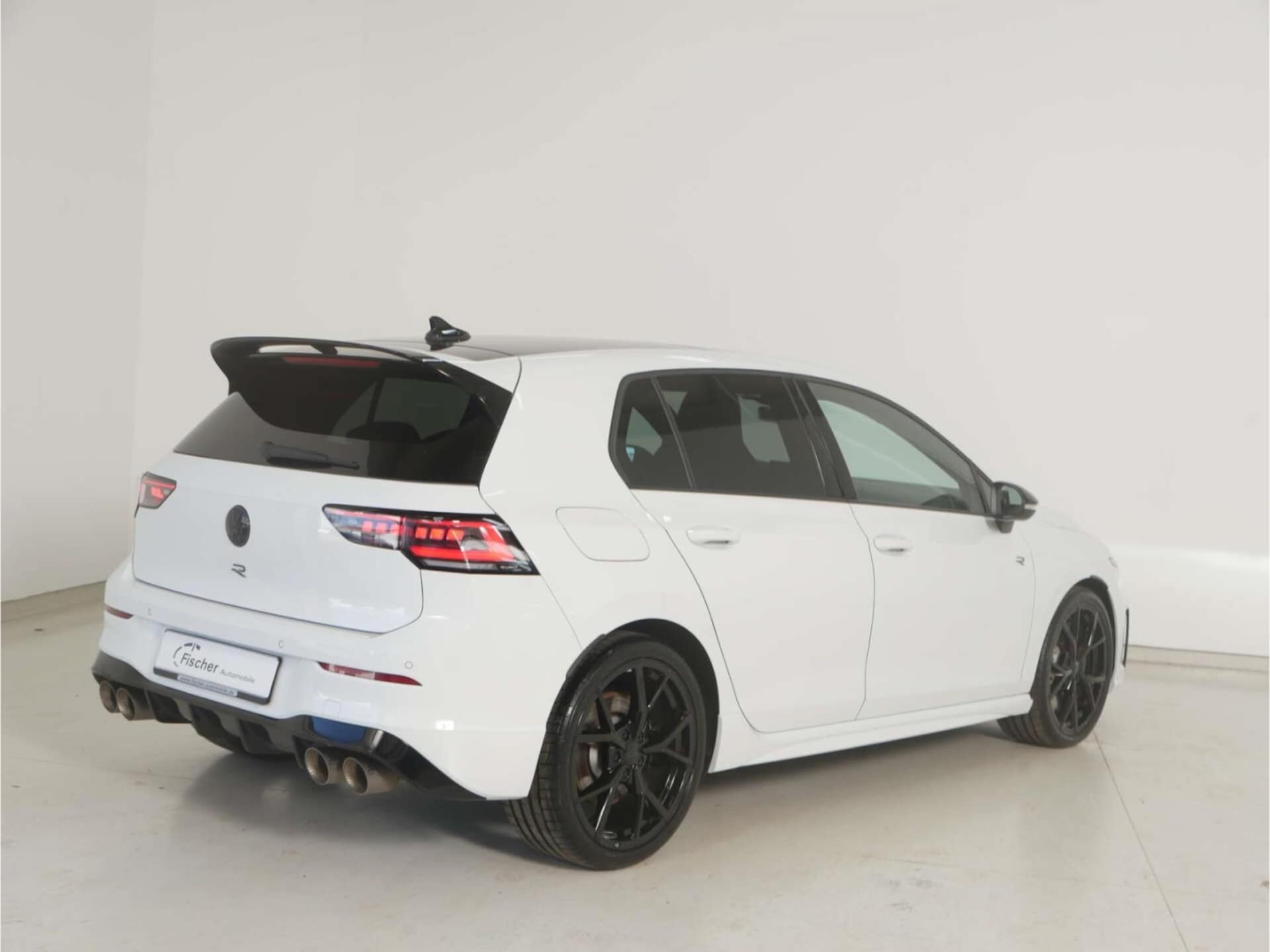 Volkswagen Golf R Black Edition