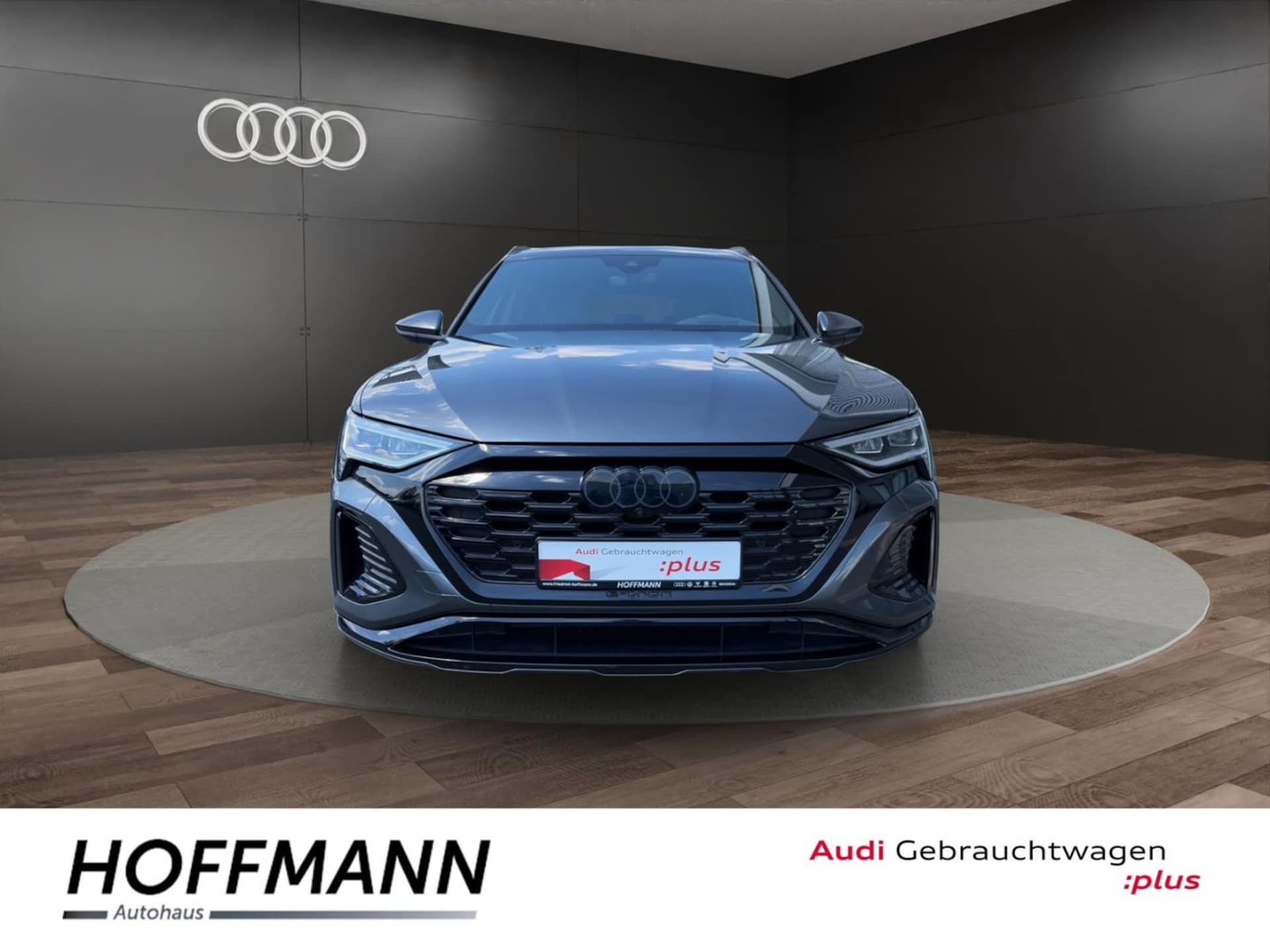 Audi Q8 e-tron S line