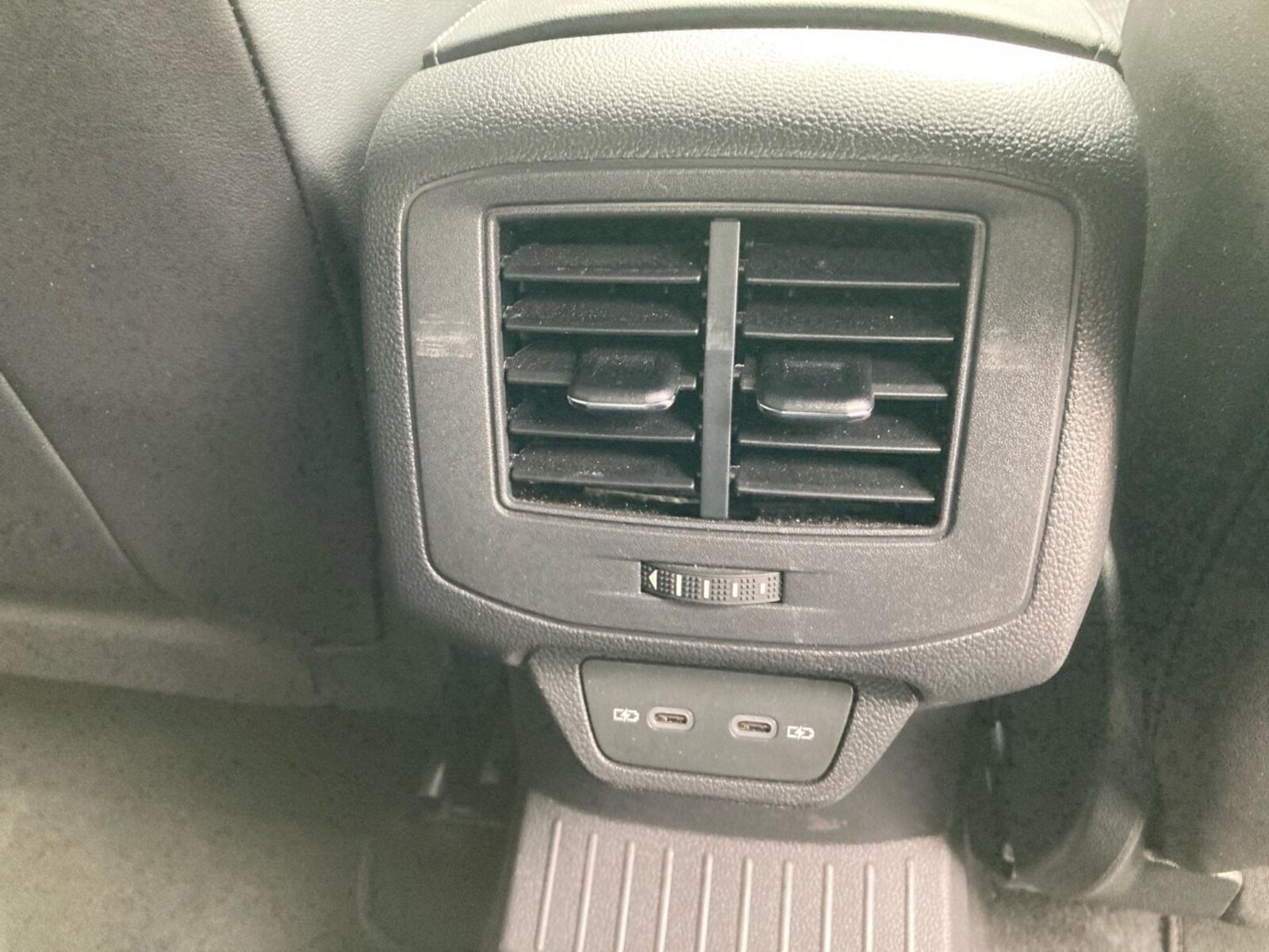 Volkswagen T-Roc – Bild 27