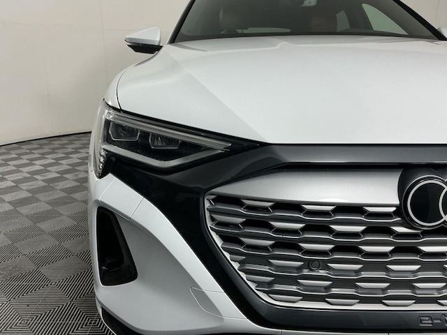 2024 Audi Q8 e-tron