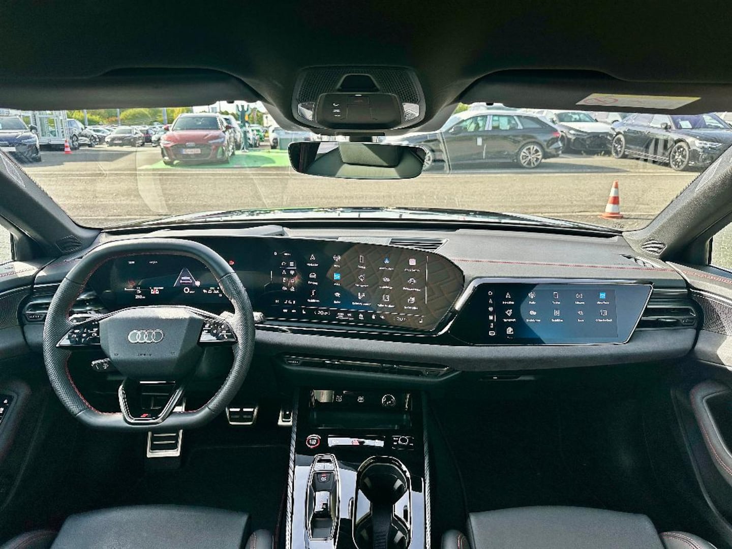 Bild über Audi A5 Avant TDI quattro 150 kW S tronic - für weitere Informationen kontaktieren Sie den Audi Partner