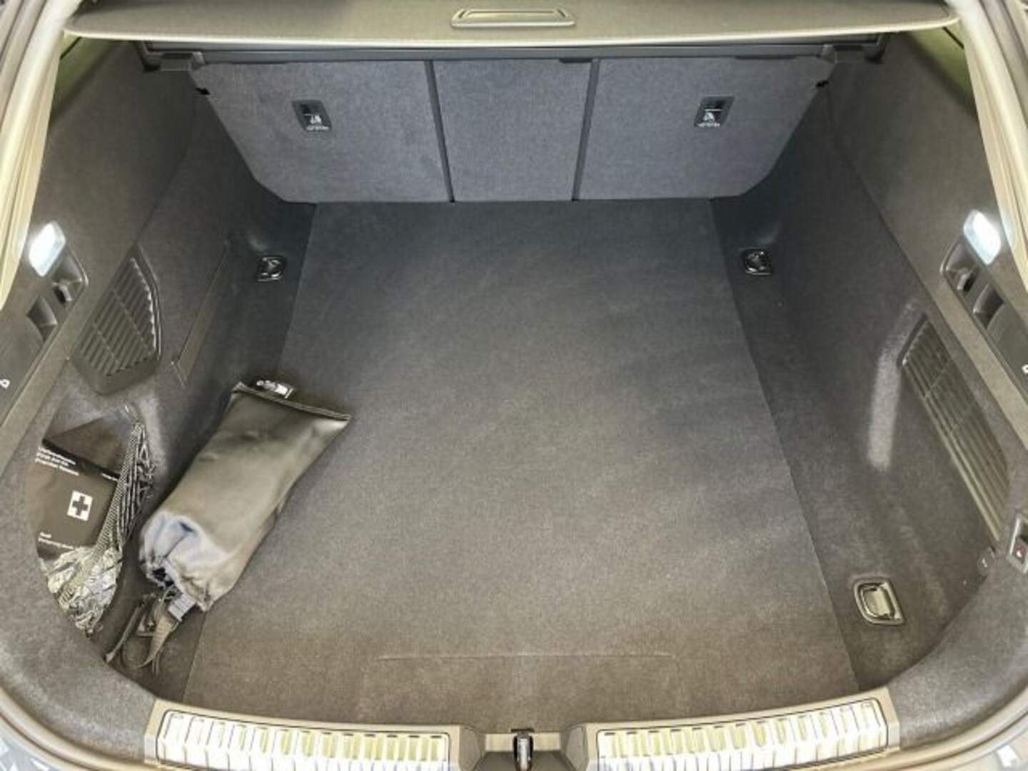 Bild über Audi A5 Avant TDI quattro 150 kW S tronic - für weitere Informationen kontaktieren Sie den Audi Partner