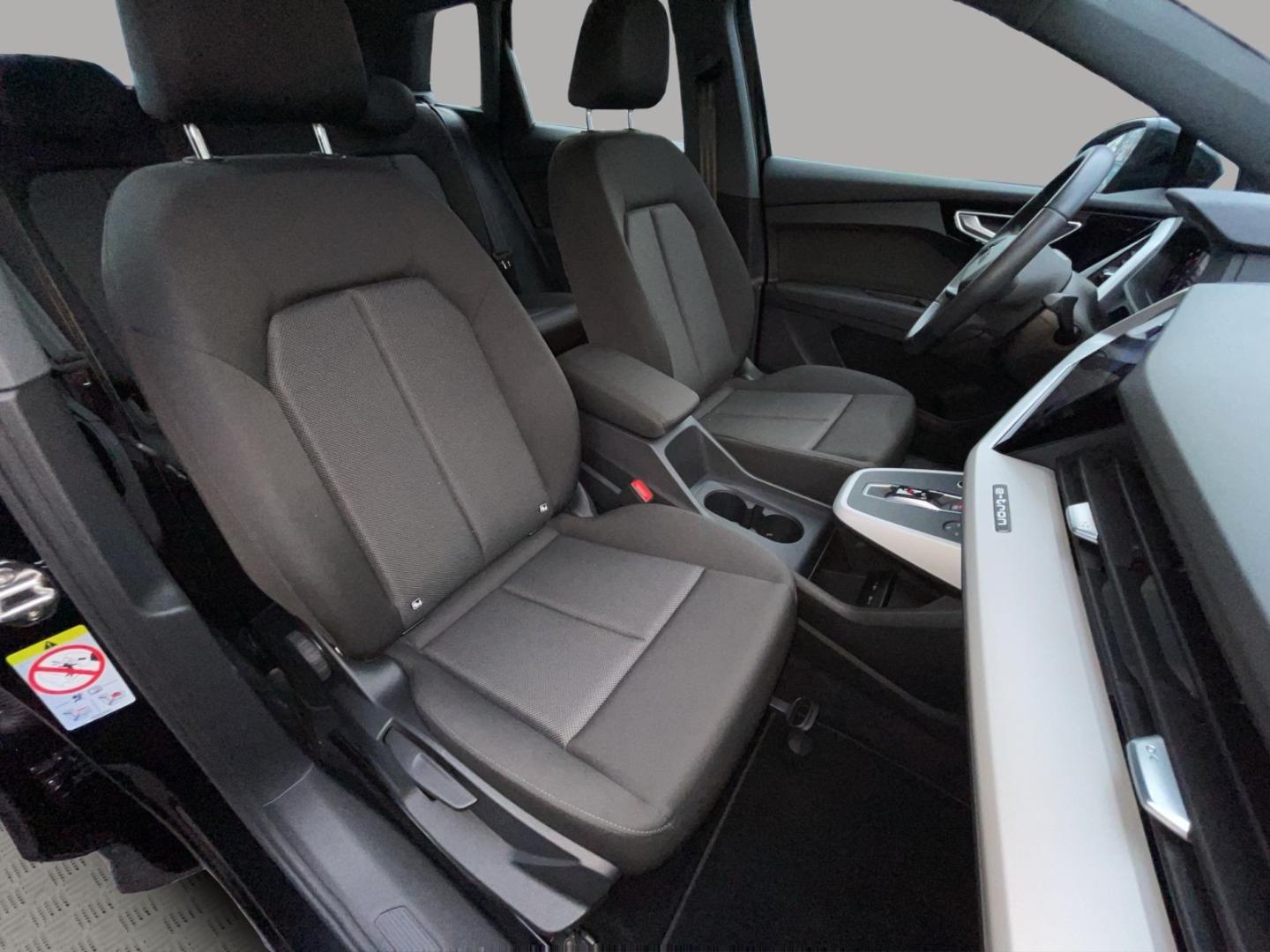 Image about Audi Q4 e-tron 40 e-tron