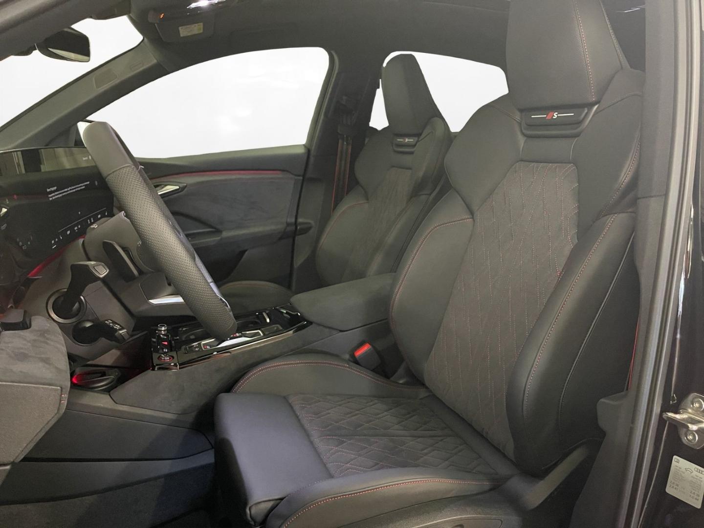 Image about Audi SQ6 Sportback e-tron e-tron