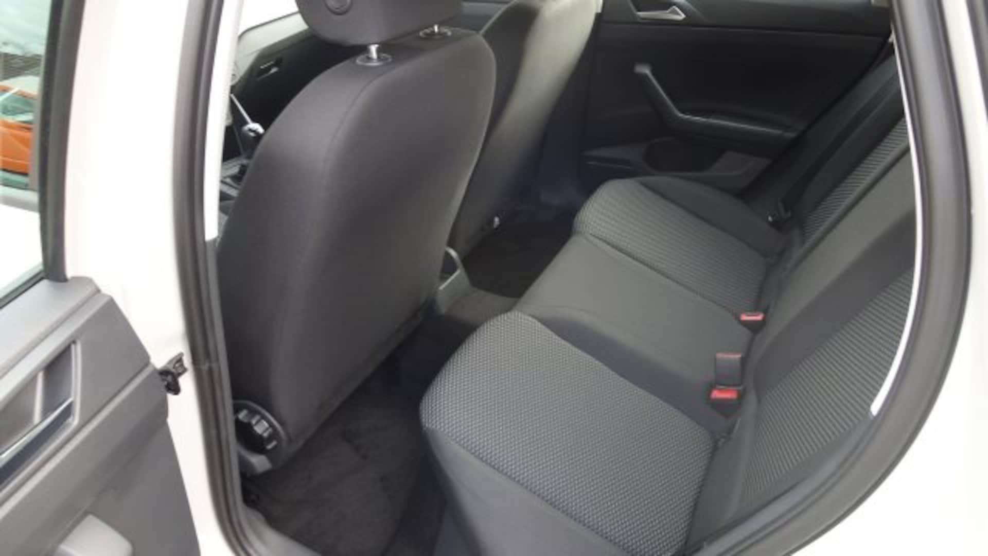 Volkswagen Polo Basis-Modell