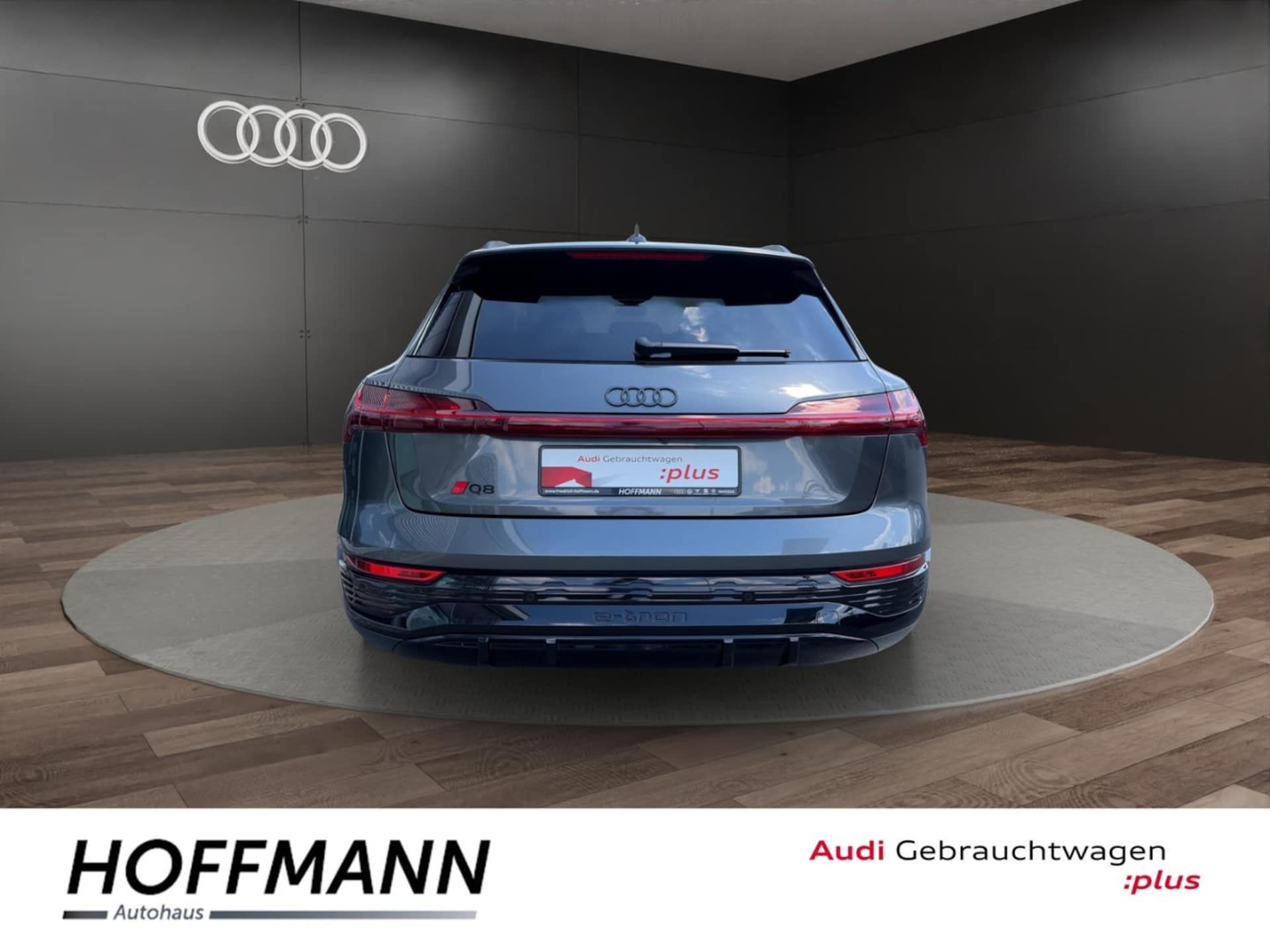 Audi Q8 e-tron S line