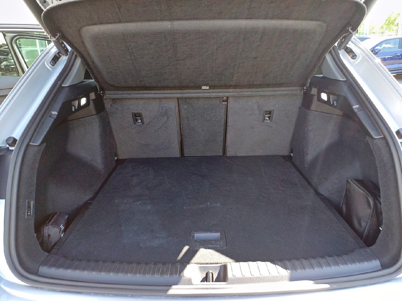 Image about Audi Q4 e-tron Executive 45 e-tron quattro 195,00 kW