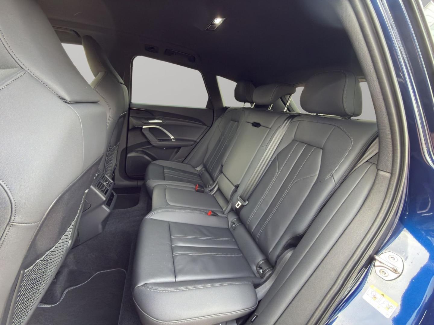 Bild über Audi Q5 SUV TFSI 150 kW S tronic - für weitere Informationen kontaktieren Sie den Audi Partner