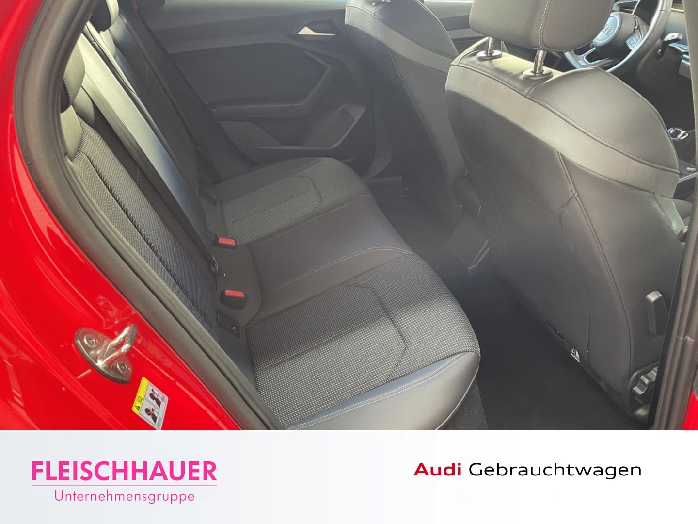 Bild über Audi A1 Sportback advanced 30 TFSI S tronic - für weitere Informationen kontaktieren Sie den Audi Partner