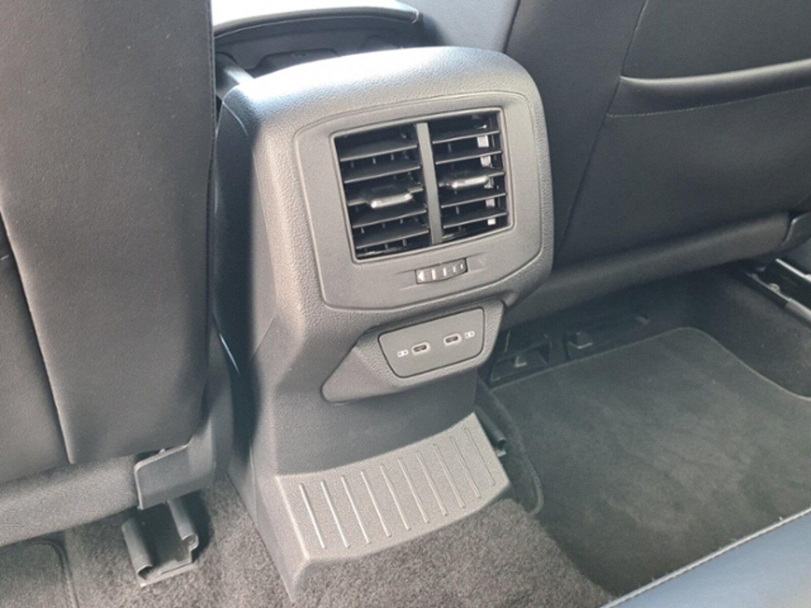 Volkswagen T-Roc – Bild 24