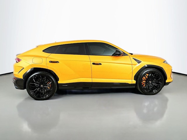 2025 Lamborghini Urus