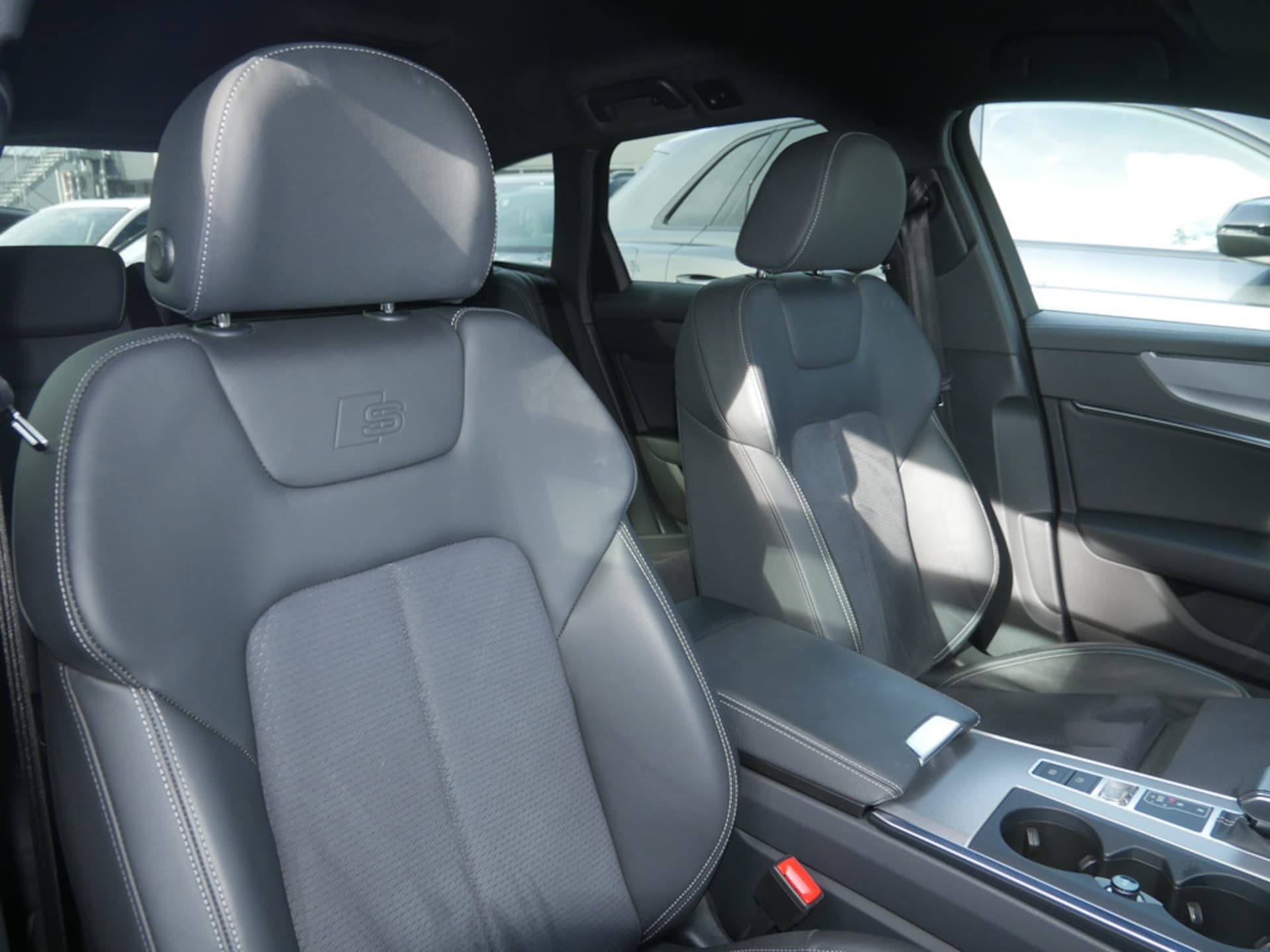 Audi S6 Avant
