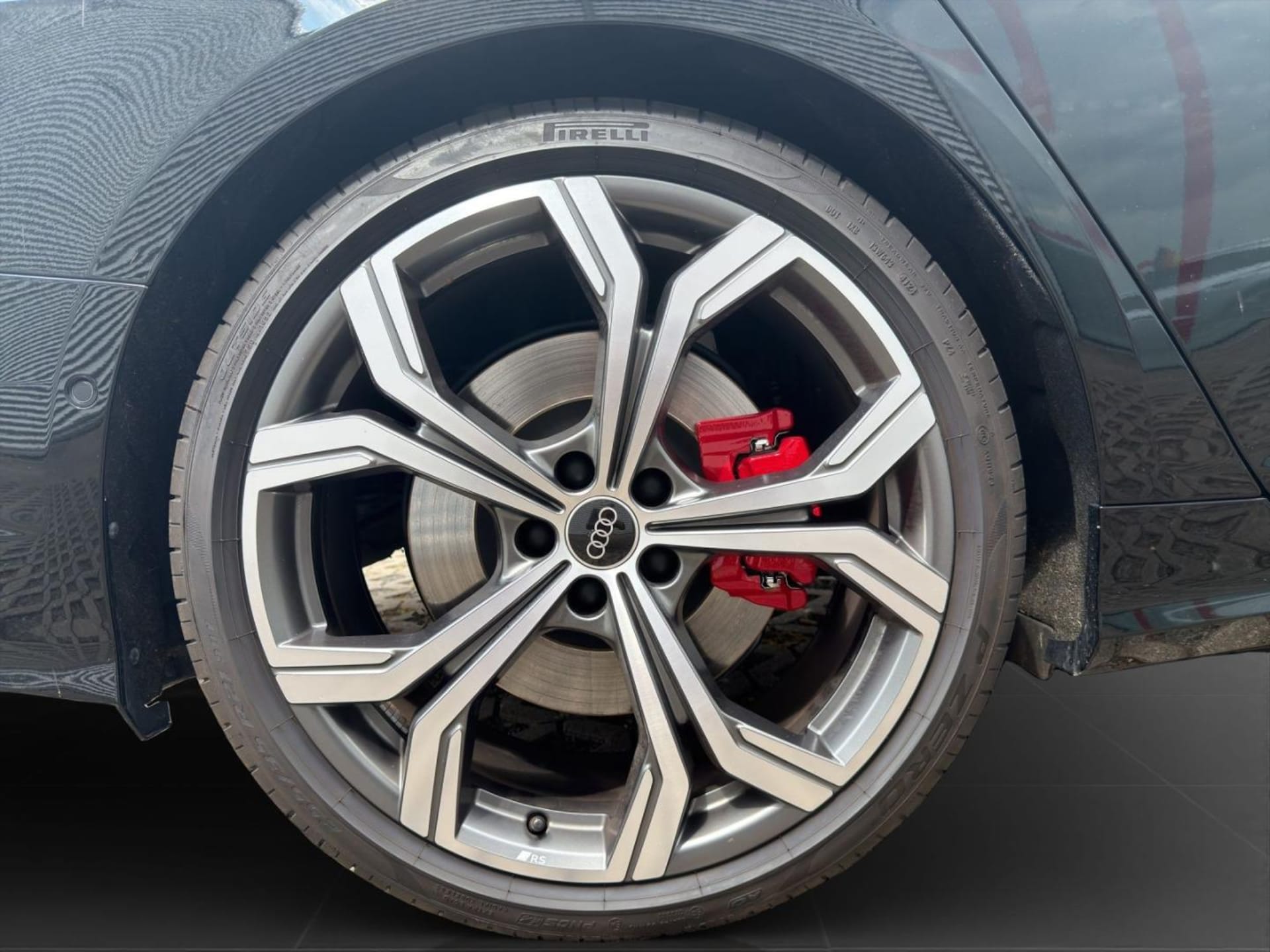 Audi S6 Avant