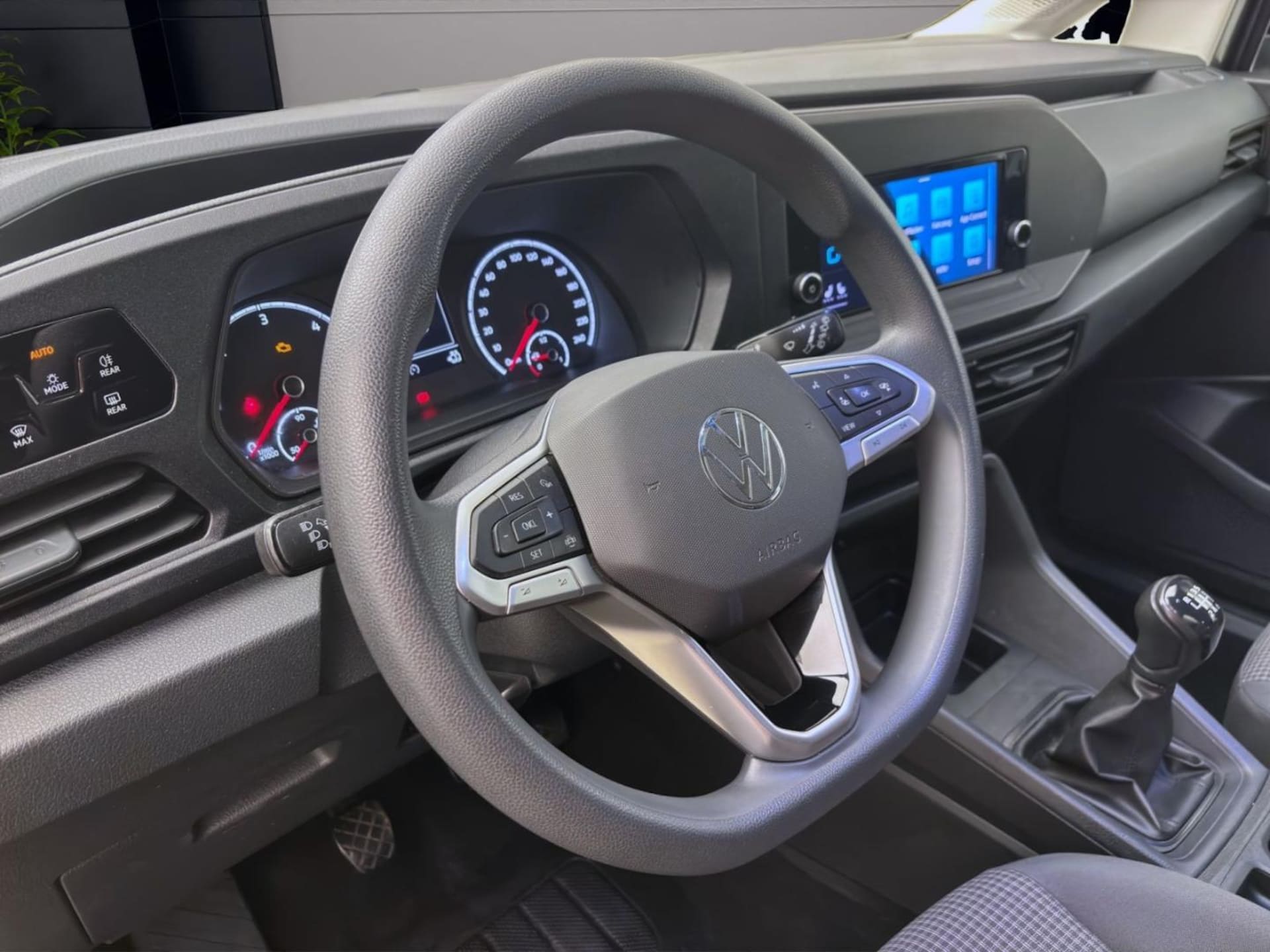 Volkswagen Caddy Basis-Modell