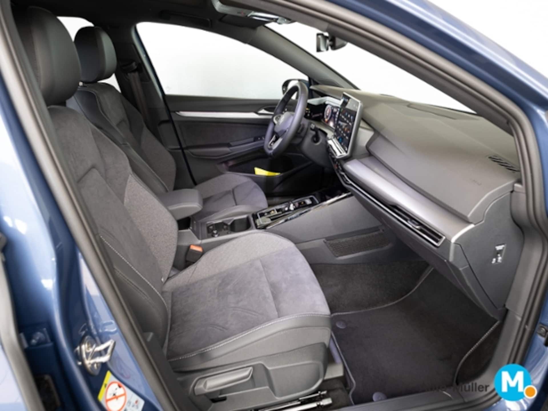 Volkswagen Golf Style
