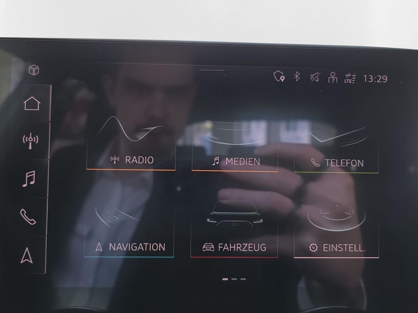 Bild über Audi Q2 S line 40 TFSI quattro S tronic - für weitere Informationen kontaktieren Sie den Audi Partner