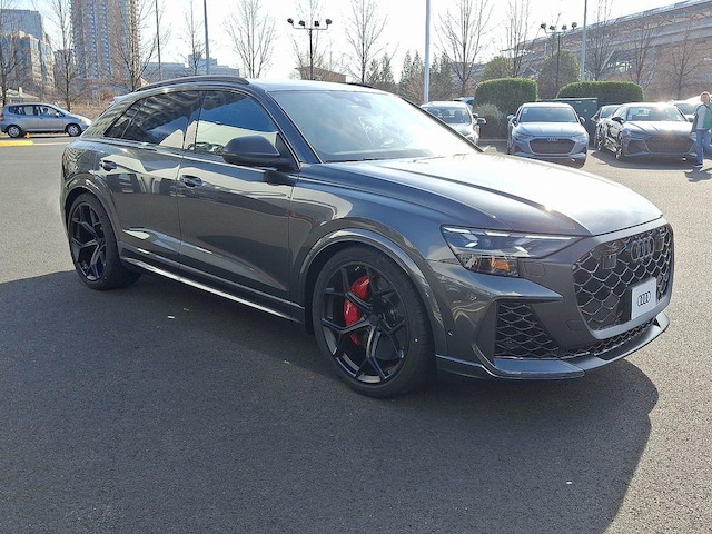 2026 Audi RS Q8 SUV performance