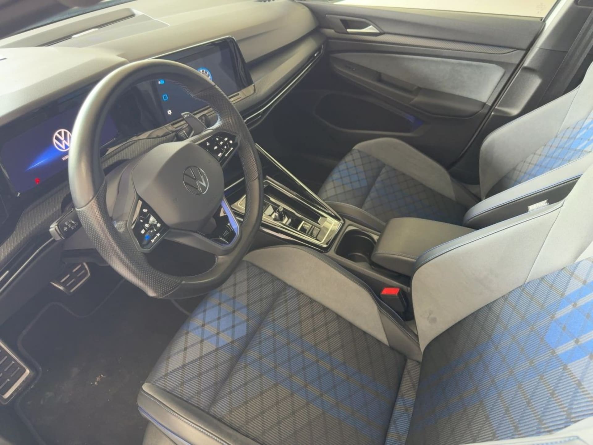 Volkswagen Golf R