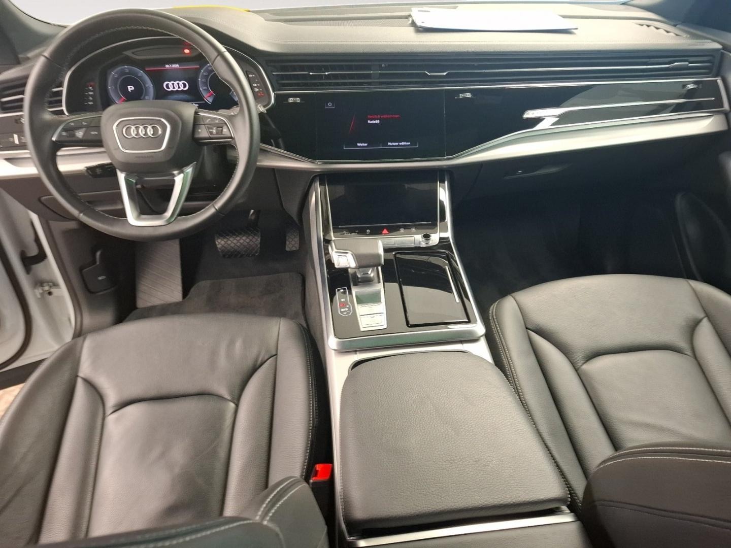 Bild über Audi Q8 SUV 50 TDI quattro tiptronic - für weitere Informationen kontaktieren Sie den Audi Partner