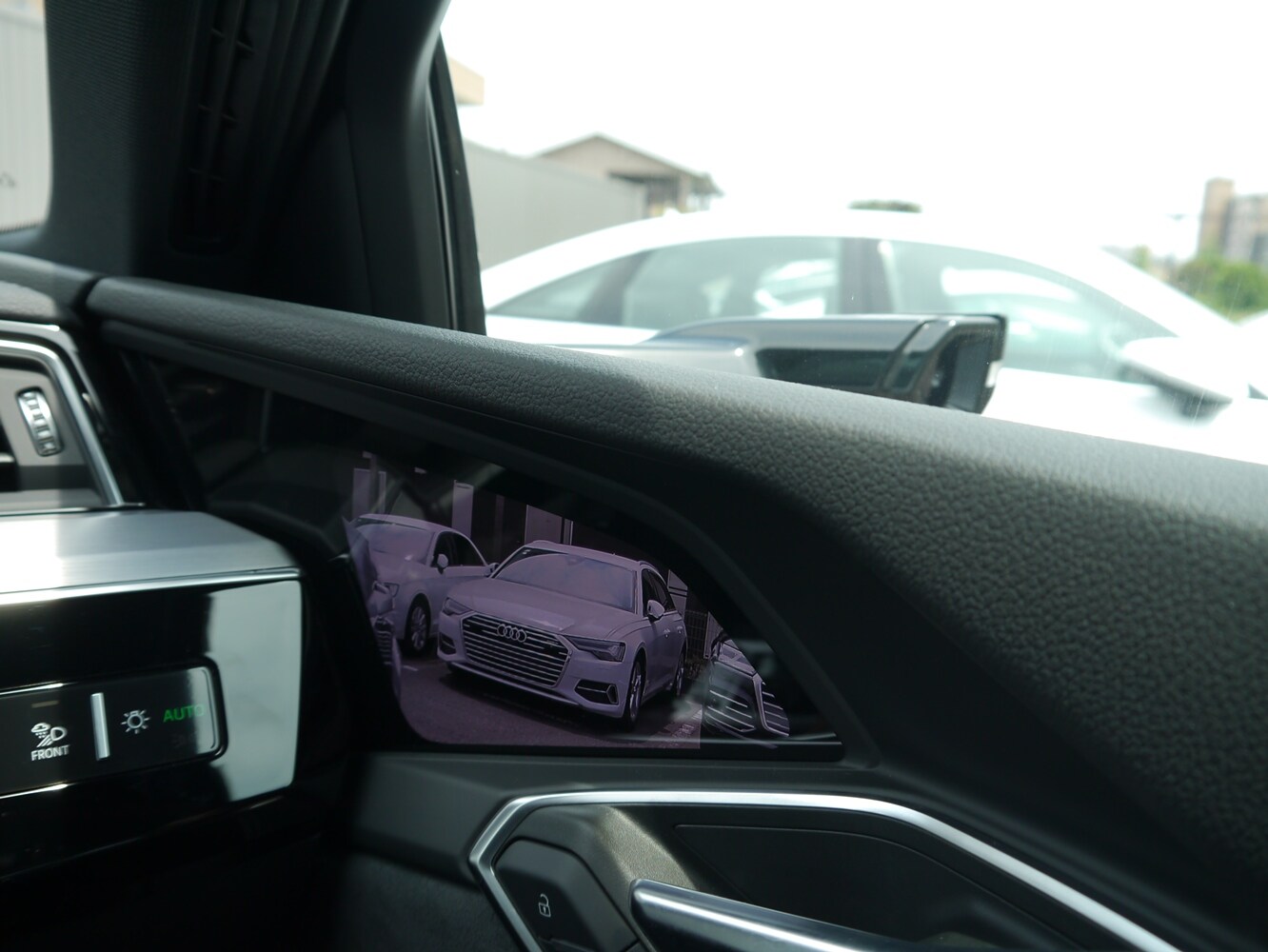 Audi e-tron S