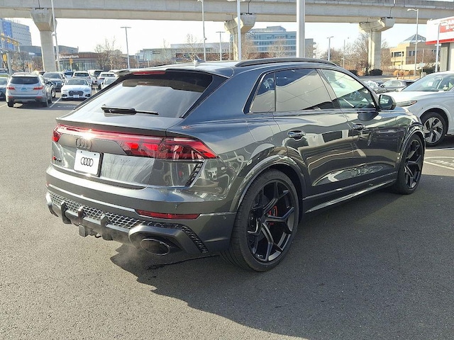 2026 Audi RS Q8 SUV performance