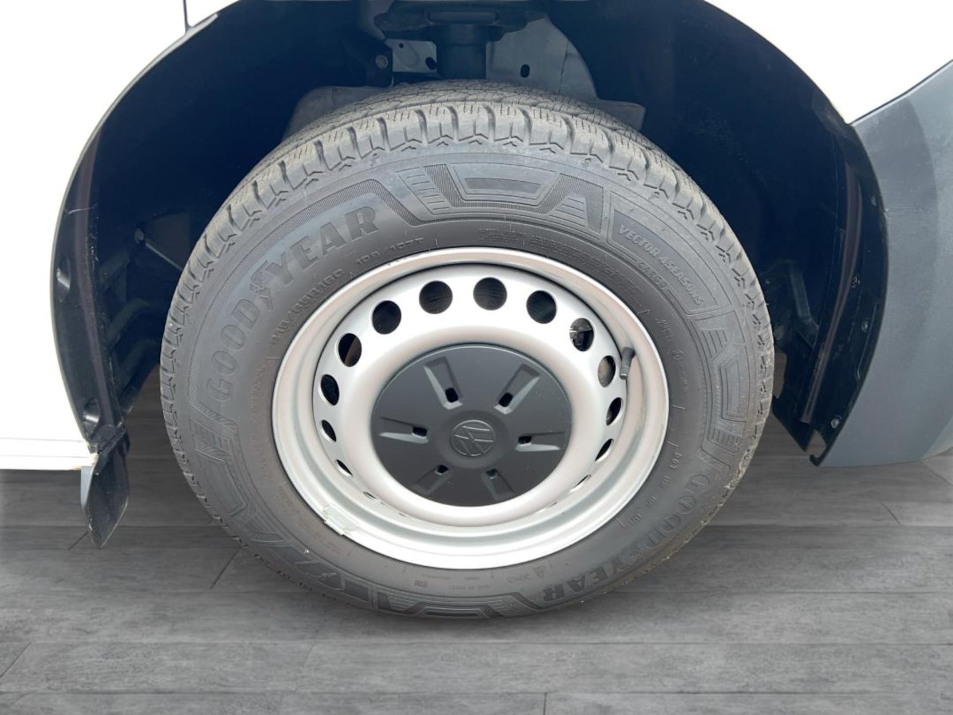 Volkswagen Transporter Kasten langer Radstand