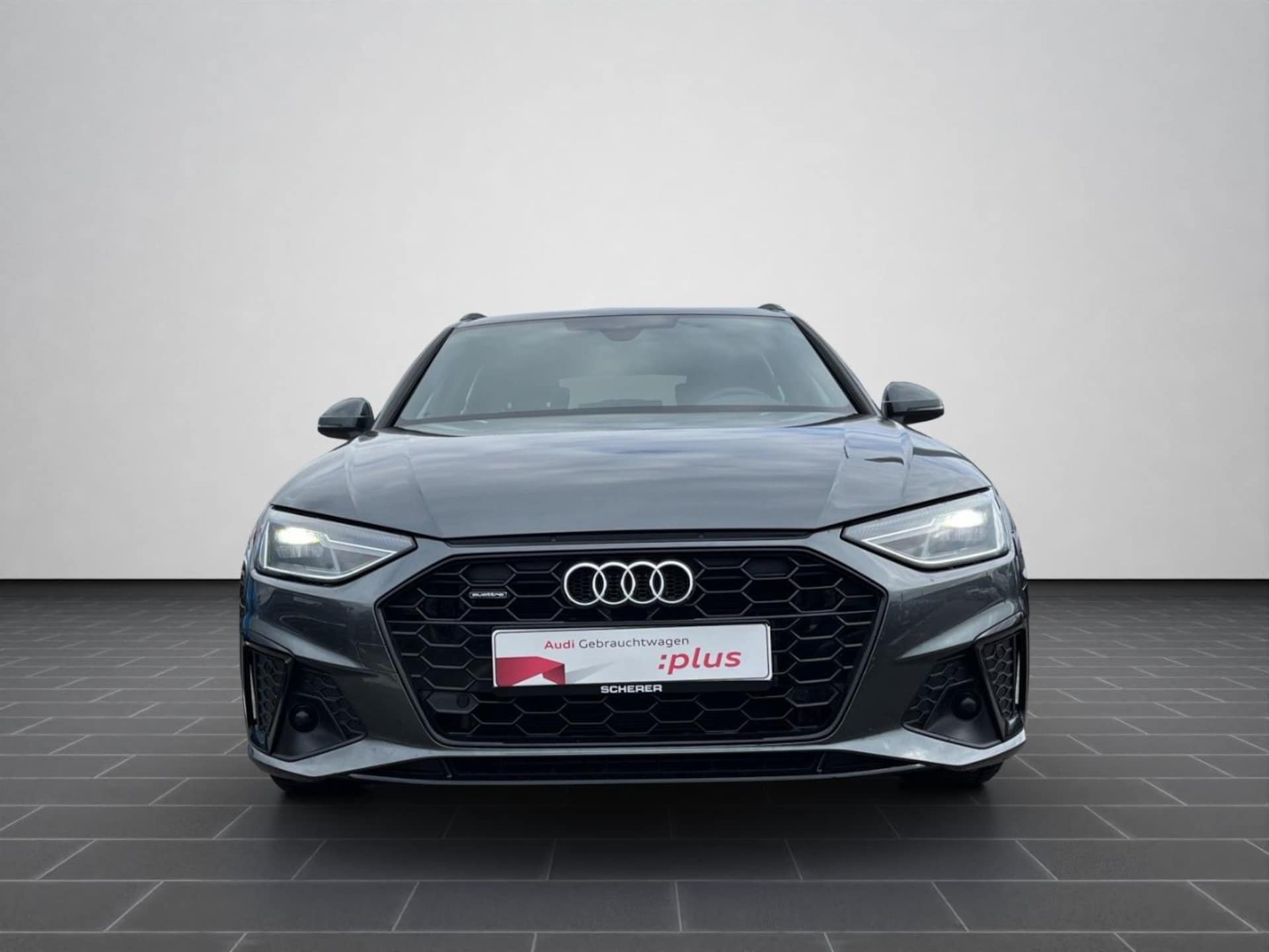Audi A4 Avant S line
