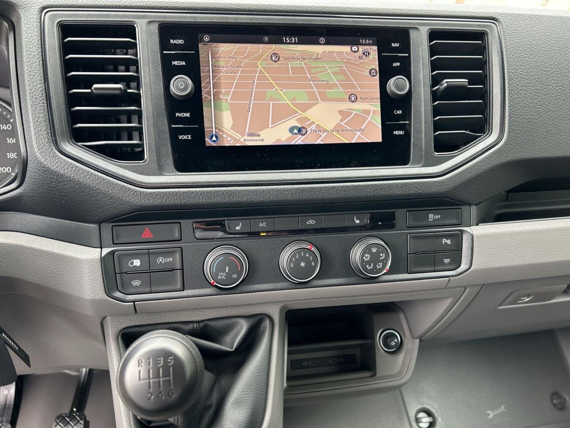 Volkswagen Crafter Kasten langer Radstand