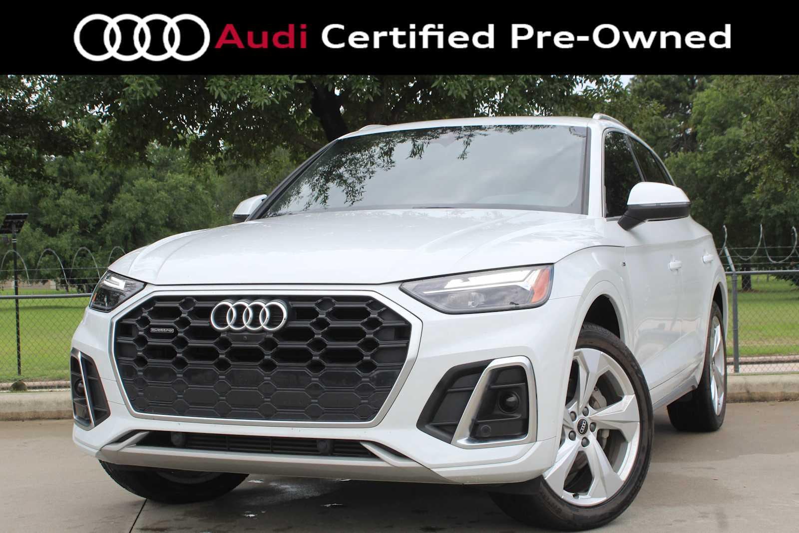2023 Audi Q5 45 Premium Plus's photo