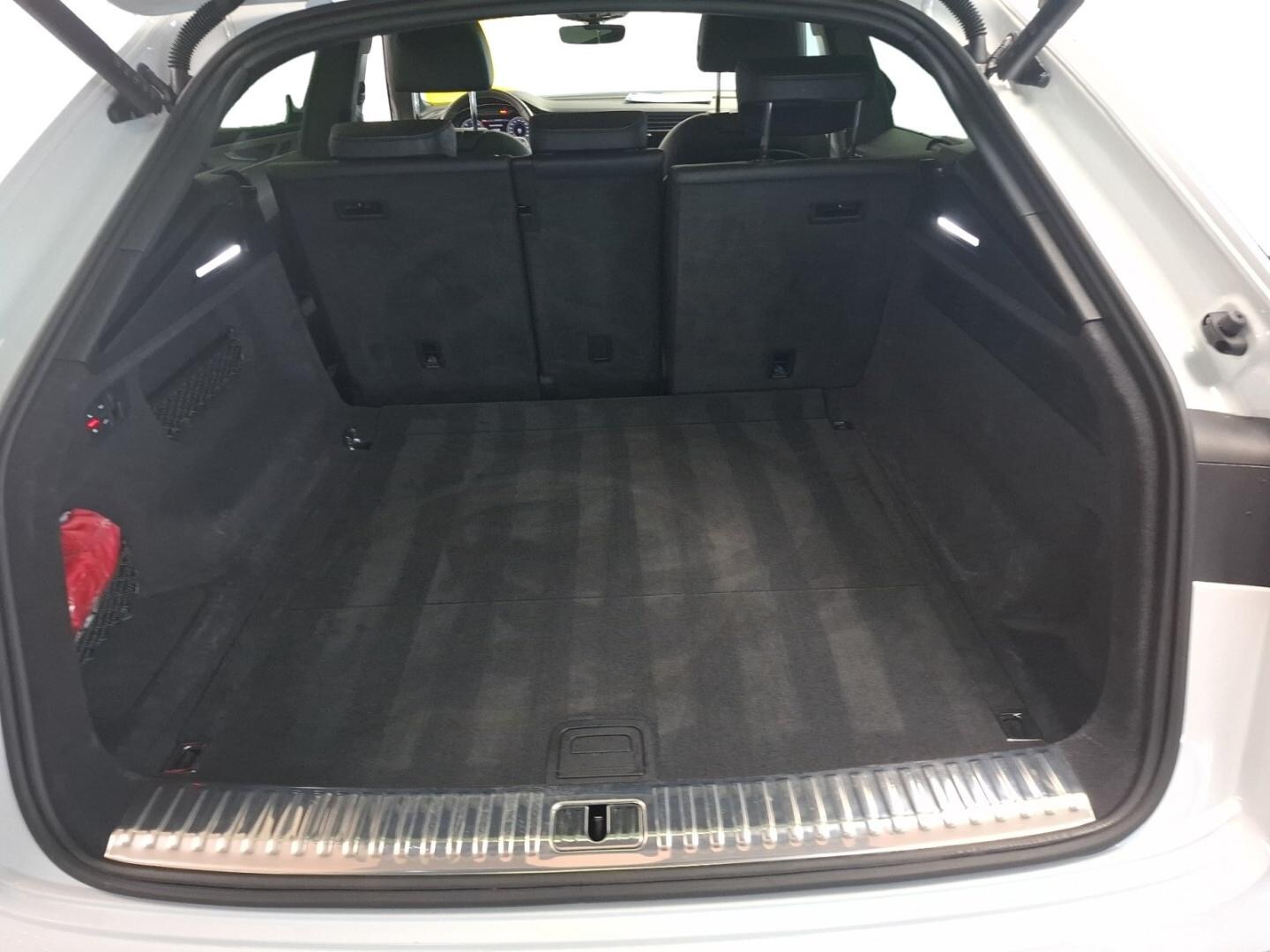 Bild über Audi Q8 SUV 50 TDI quattro tiptronic - für weitere Informationen kontaktieren Sie den Audi Partner
