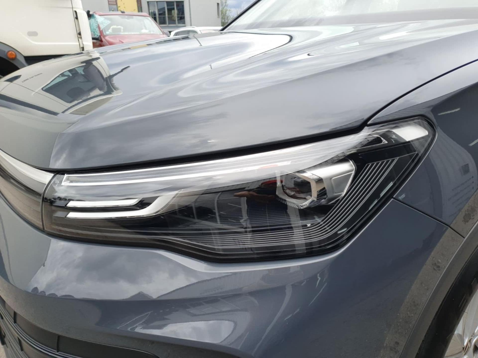 Volkswagen Tiguan Basis-Modell