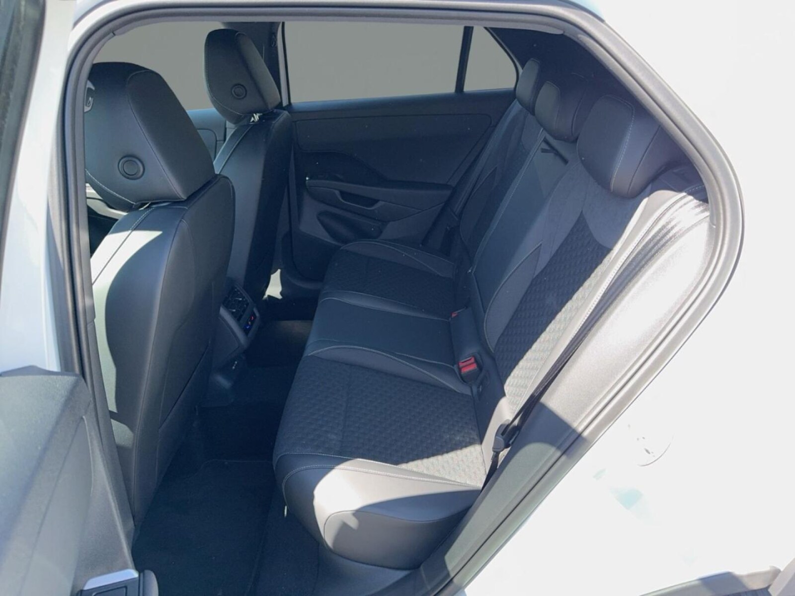 Volkswagen T-Roc – Bild 12