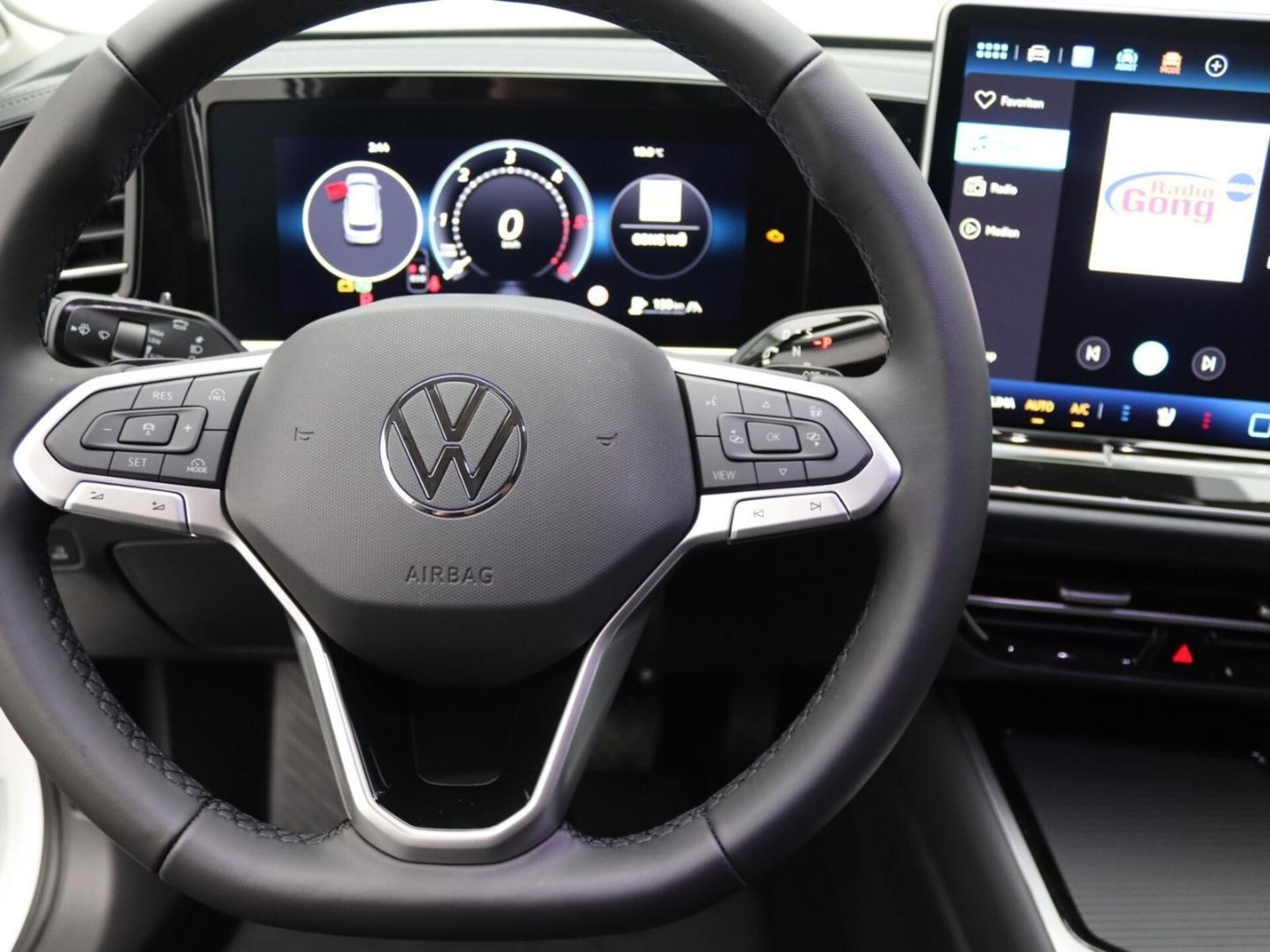 Volkswagen Passat Elegance