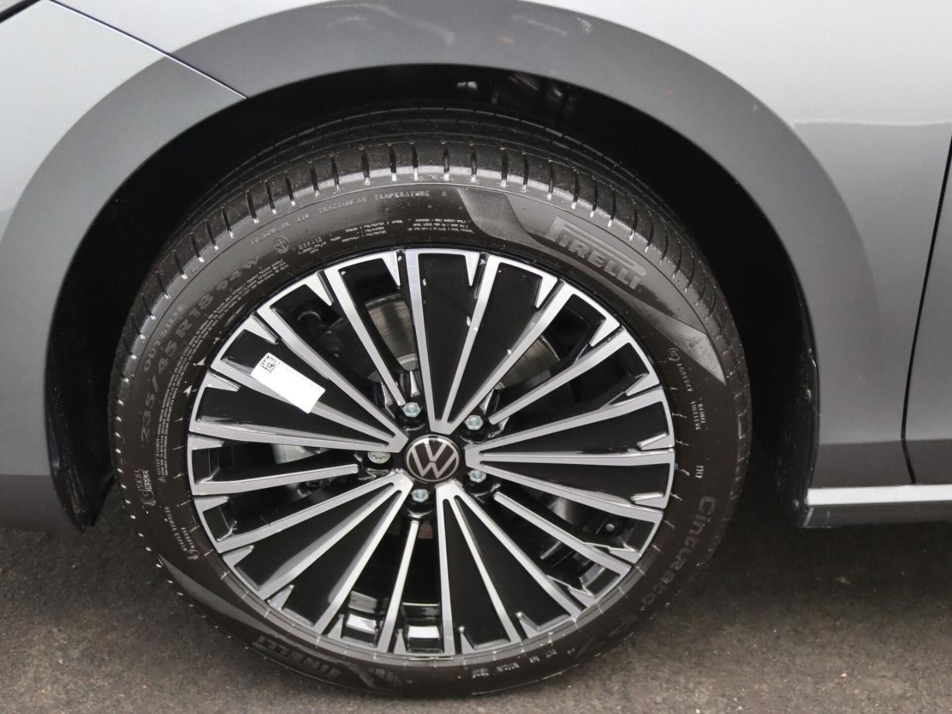 Volkswagen Passat Elegance