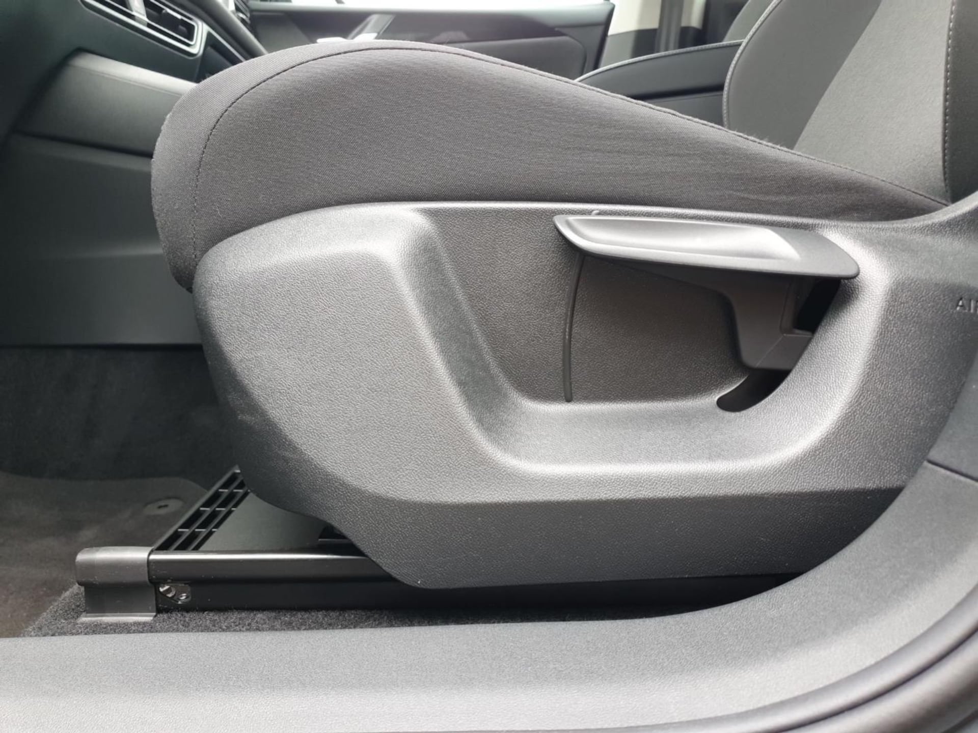 Volkswagen Tiguan Basis-Modell