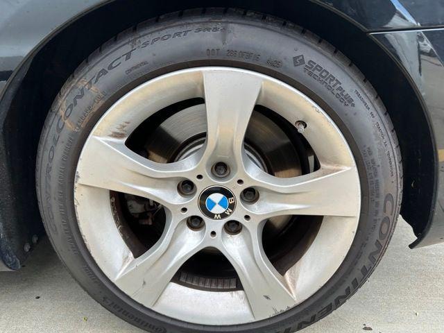 Photo of 2012 BMW