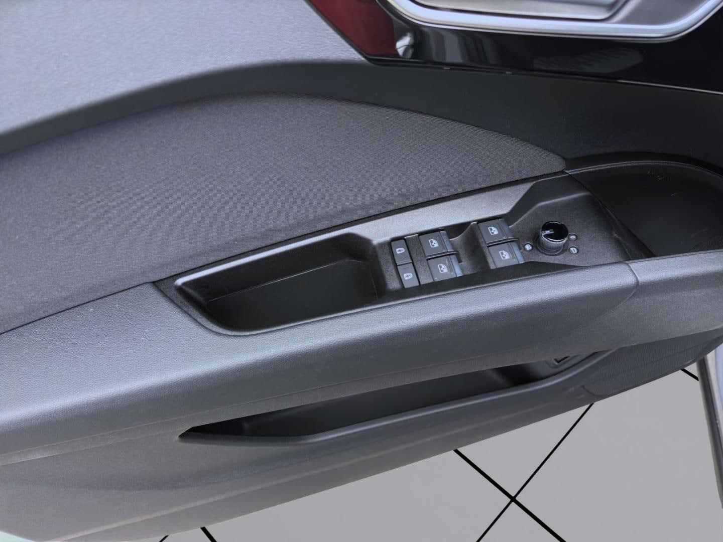 Bild über Audi Q4 e-tron 40 e-tron - für weitere Informationen kontaktieren Sie den Audi Partner